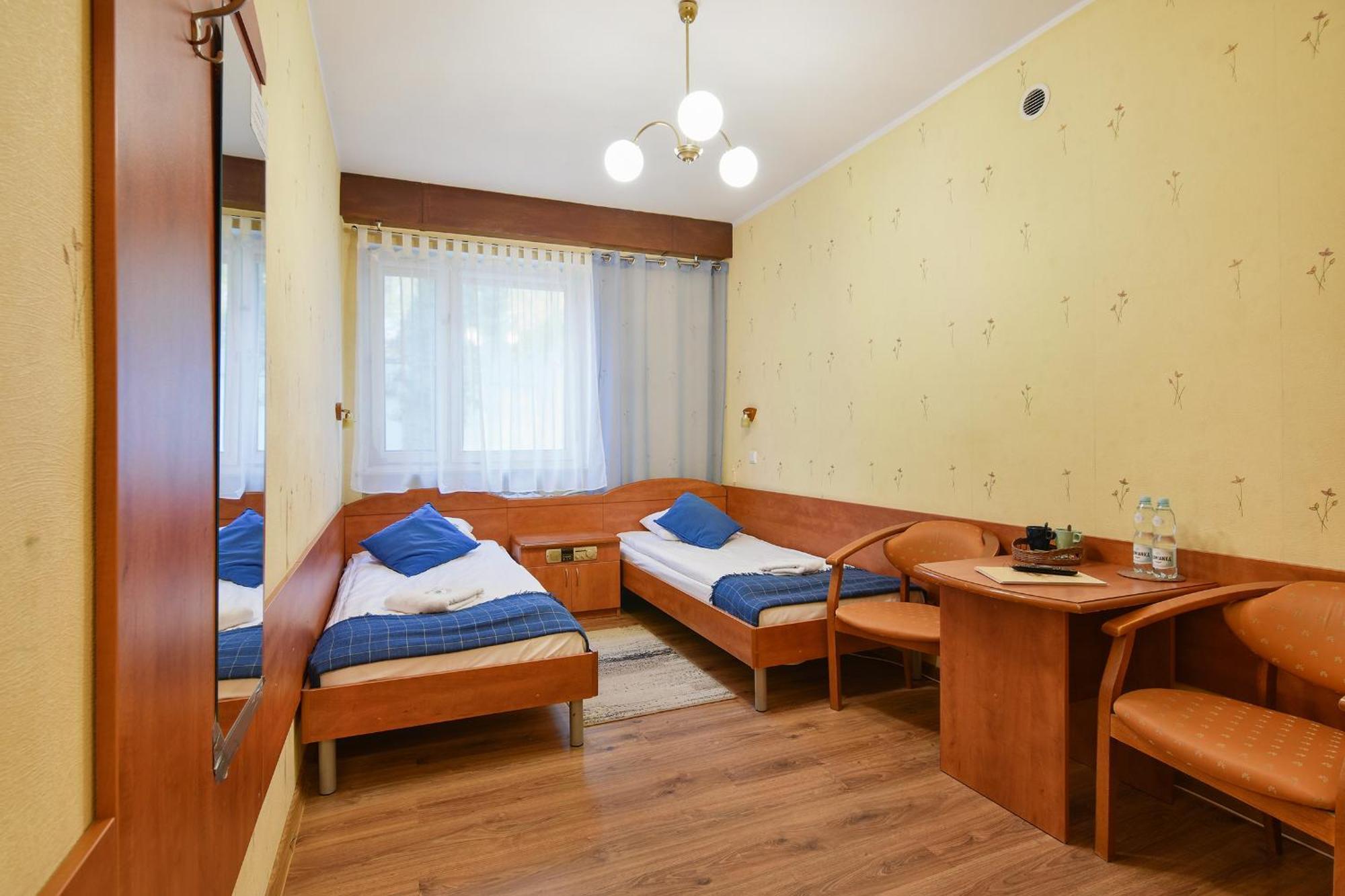 Lesny Osrodek Szkoleniowy W Puszczykowie Puszczykowo Ngoại thất bức ảnh