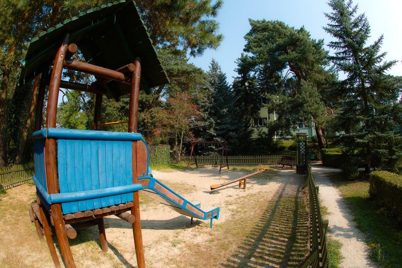 Lesny Osrodek Szkoleniowy W Puszczykowie Puszczykowo Ngoại thất bức ảnh